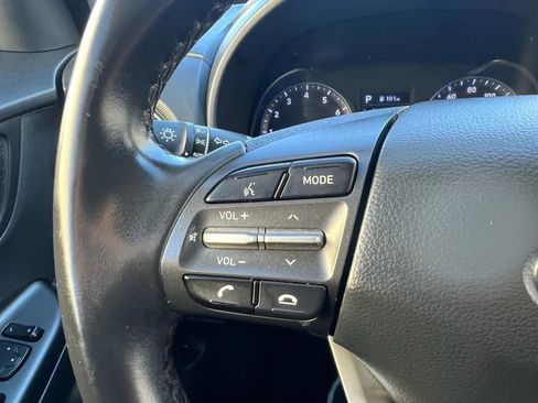 Used 2020 Hyundai Kona SEL image 15