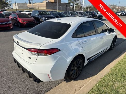Used 2026 Toyota Corolla SE image 4