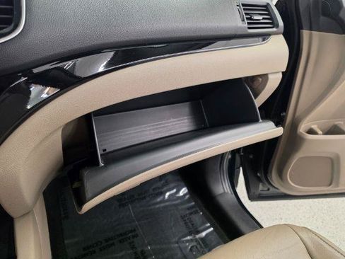 Used 2020 Honda Pilot Touring image 23