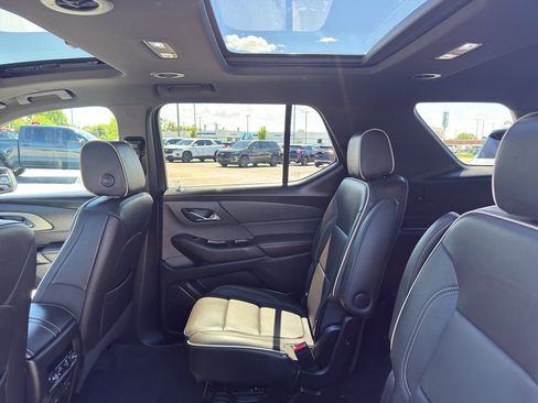 Certified 2023 Chevrolet Traverse Premier AWD/4WD image 34
