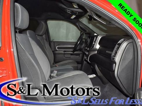 Used 2024 RAM 2500 Big Horn image 28