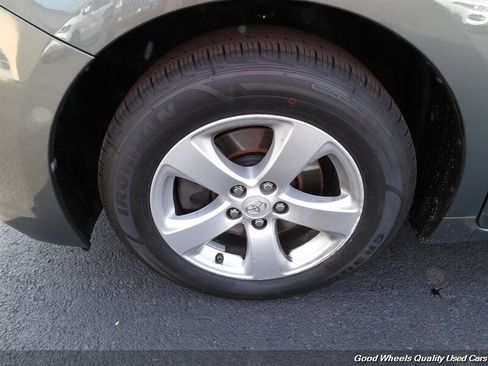 Used 2014 Toyota Sienna LE FWD image 10