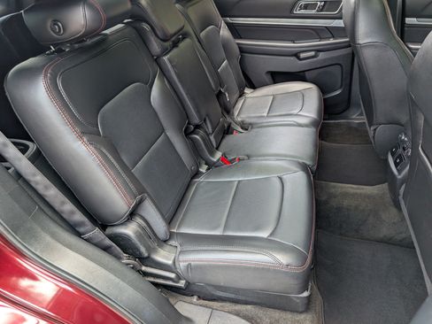 Used 2018 Ford Explorer Sport w/ Equipment Group 401A AWD/4WD image 24
