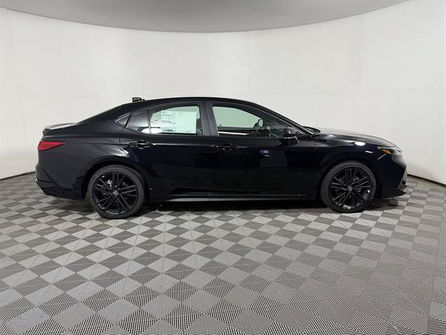 New 2026 Toyota Camry Hybrid AWD/4WD image 2