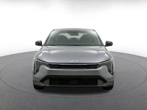 Used 2025 Kia K4 FWD image 2