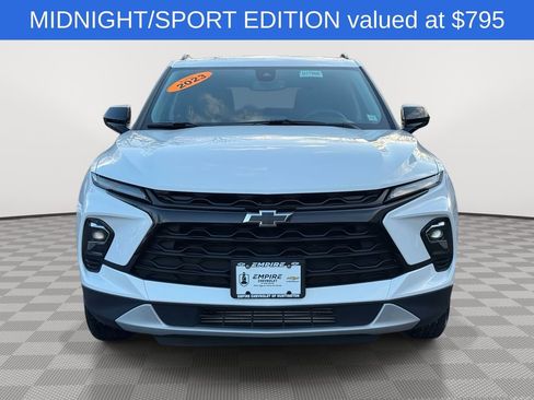 Used 2023 Chevrolet Blazer LT w/ Convenience Package image 2