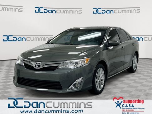 Used 2012 Toyota Camry XLE FWD image 1