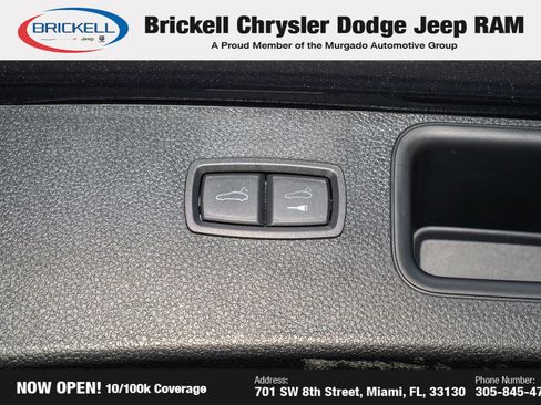 Used 2024 Porsche Macan image 10