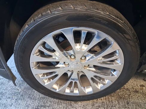Used 2017 Cadillac Escalade Luxury RWD image 17