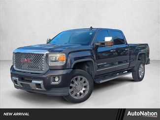 Used 2015 GMC Sierra 2500 Denali w/ Duramax Plus Package video 1