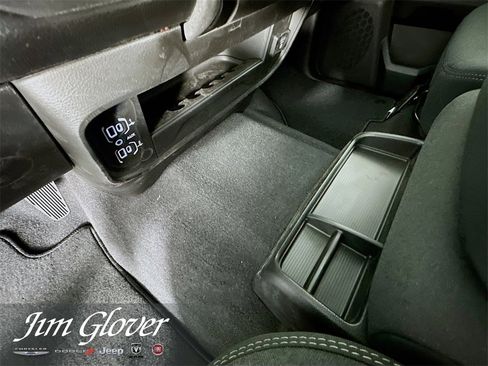 New 2026 RAM 2500 Tradesman image 37