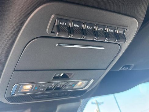 Used 2025 Ford F250 Platinum AWD/4WD image 39