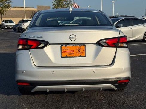 Certified 2025 Nissan Versa SV FWD image 4