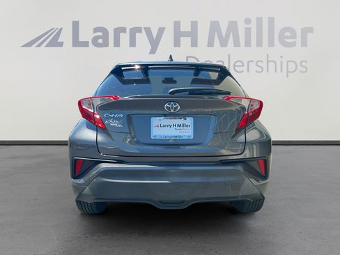 Certified 2020 Toyota C-HR LE FWD image 4