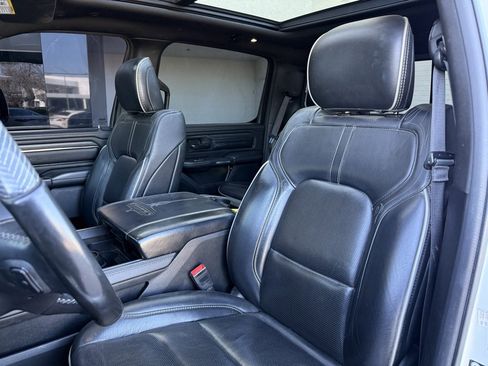 Used 2021 RAM 1500 Limited image 3