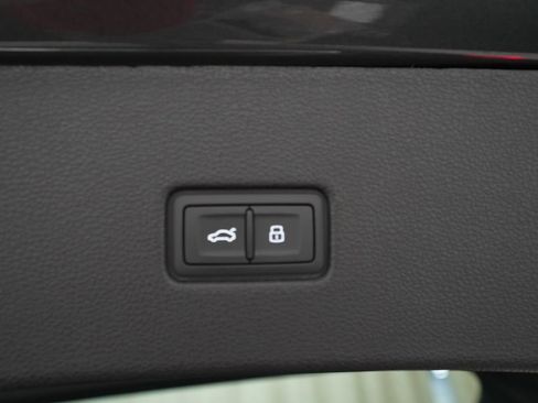 New 2026 Audi Q8 Premium Plus image 15