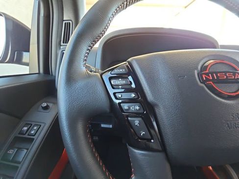 Used 2024 Nissan Frontier Pro-X w/ Technology Package image 11