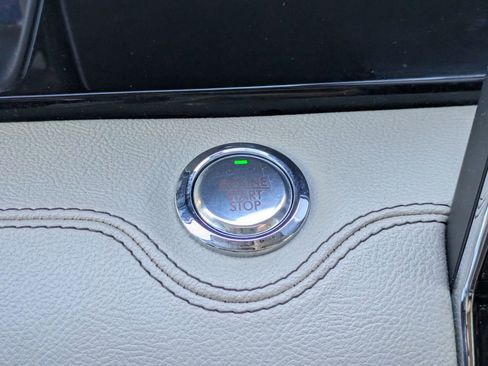 Certified 2024 Lincoln Navigator L Reserve AWD/4WD image 37