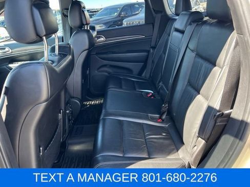 Used 2015 Jeep Grand Cherokee Limited w/ Trailer Tow Group IV AWD/4WD image 32