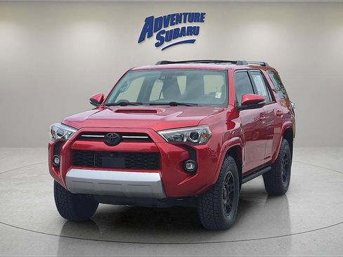 Used 2022 Toyota 4Runner TRD Off-Road Premium AWD/4WD image 2