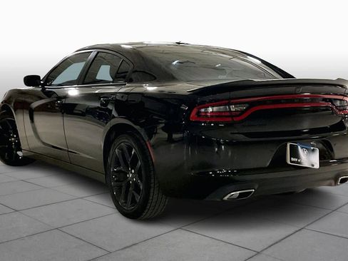 Used 2021 Dodge Charger SXT w/ Blacktop Package image 12