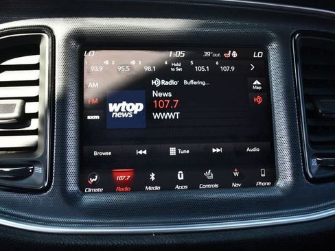 Used 2018 Dodge Challenger SRT w/ Technology Group image 38