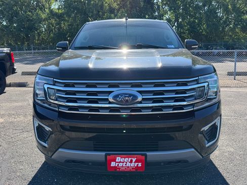 Used 2021 Ford Expedition Max Limited AWD/4WD image 3