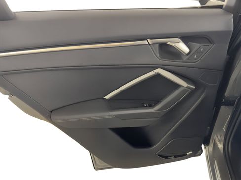 Used 2024 Audi Q3 2.0T Premium Plus w/ Premium Plus Package image 17