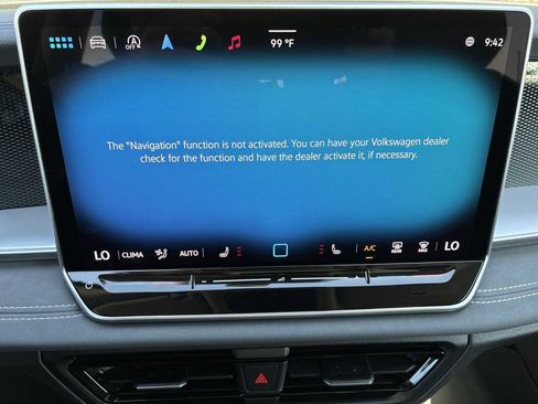 Used 2025 Volkswagen Tiguan SE AWD/4WD image 20