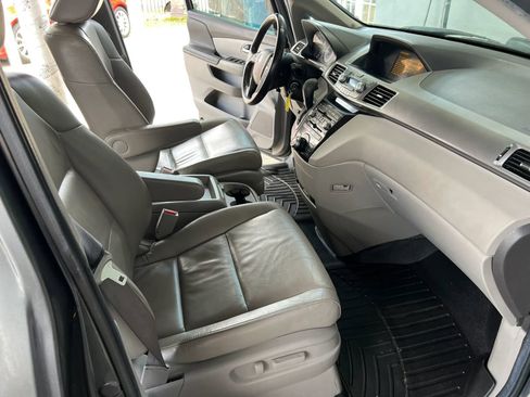 Used 2013 Honda Odyssey Touring image 10