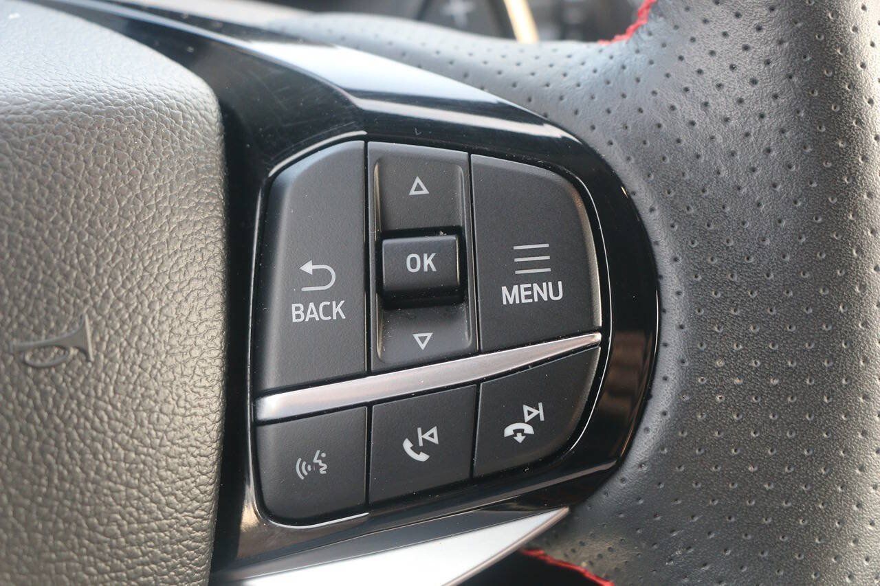 Certified 2025 Ford Explorer ST AWD/4WD image 15