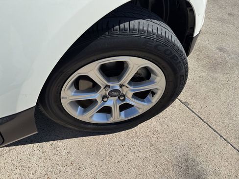 Used 2020 Ford EcoSport SE image 16