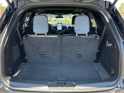 Used 2022 Ford Explorer ST w/ Equipment Group 401A AWD/4WD image 14