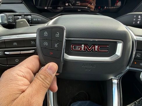 New 2026 GMC Acadia Elevation w/ Elevation Premium Package AWD/4WD image 48
