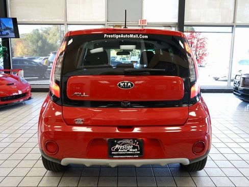 Used 2019 Kia Soul + image 13