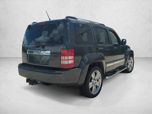 Used 2011 Jeep Liberty Limited Jet RWD image 5