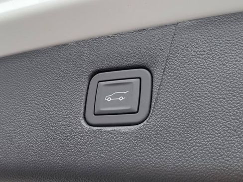 New 2026 Chevrolet Blazer LT w/ Convenience Package AWD/4WD image 31