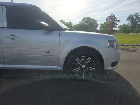 Used 2014 Ford Flex SE FWD image 4