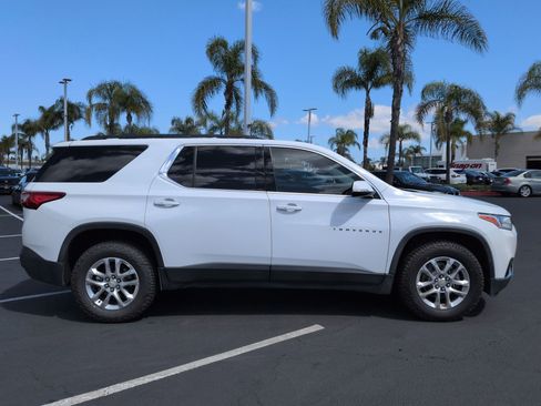 Used 2019 Chevrolet Traverse LT image 11