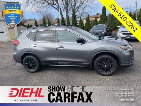 Used 2017 Nissan Rogue SV w/ Midnight Edition Package image 3