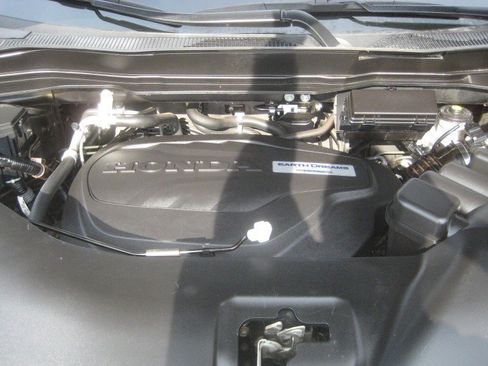Used 2017 Honda Ridgeline Sport image 12