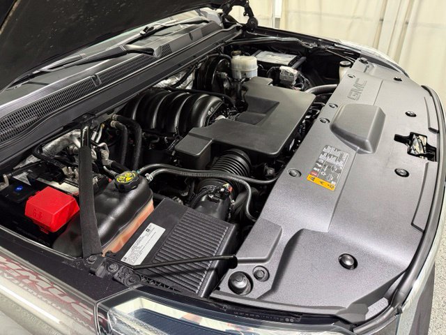 Used 2018 GMC Yukon Denali AWD/4WD image 32
