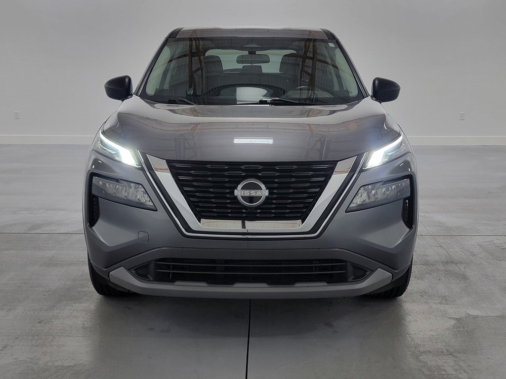 Used 2023 Nissan Rogue S FWD image 3