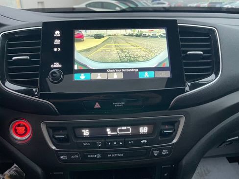 Certified 2022 Honda Passport TrailSport image 12