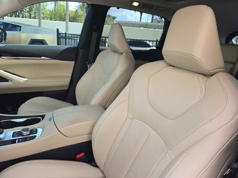 Used 2022 INFINITI QX60 Sensory w/ Cargo Package image 15