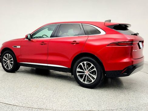 Used 2022 Jaguar F-PACE image 7