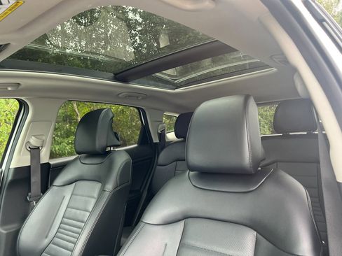 Used 2023 Kia Sportage SX Prestige image 30