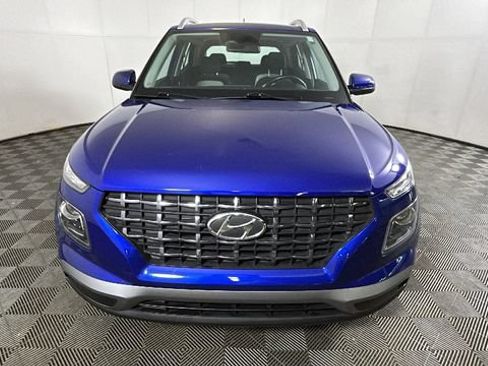 Certified 2023 Hyundai Venue SEL w/ Cargo Package FWD image 7