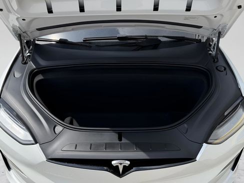 Used 2023 Tesla Model X Plaid image 37