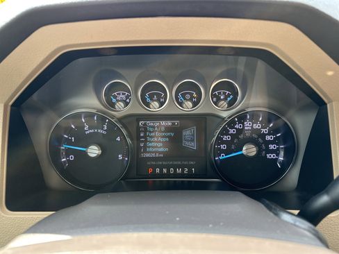 Used 2016 Ford F350 Lariat w/ Lariat Interior Package image 20